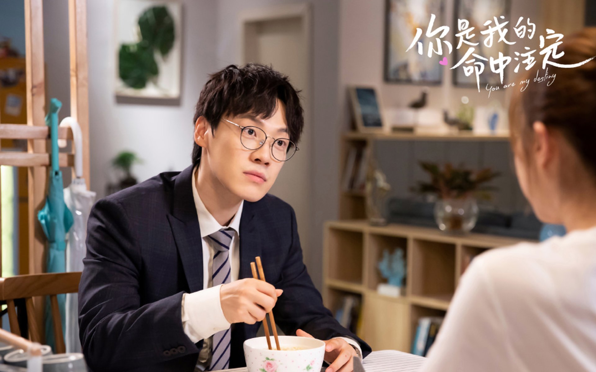 爱游戏智能平台-西甲强队鏖战，精彩比赛和战术变化不断推陈出新，西甲阵营
